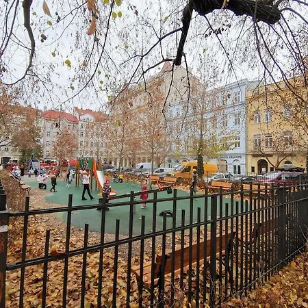 Auriapartments Karlin 2kk S Terasou A Parkovanim 프라하
