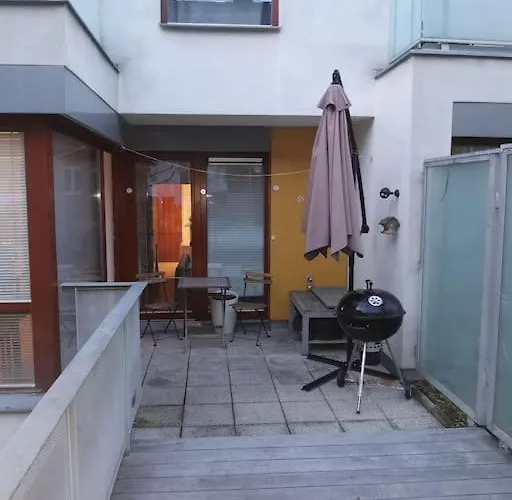 Auriapartments Karlín 2kk S Terasou A Parkováním * Praga